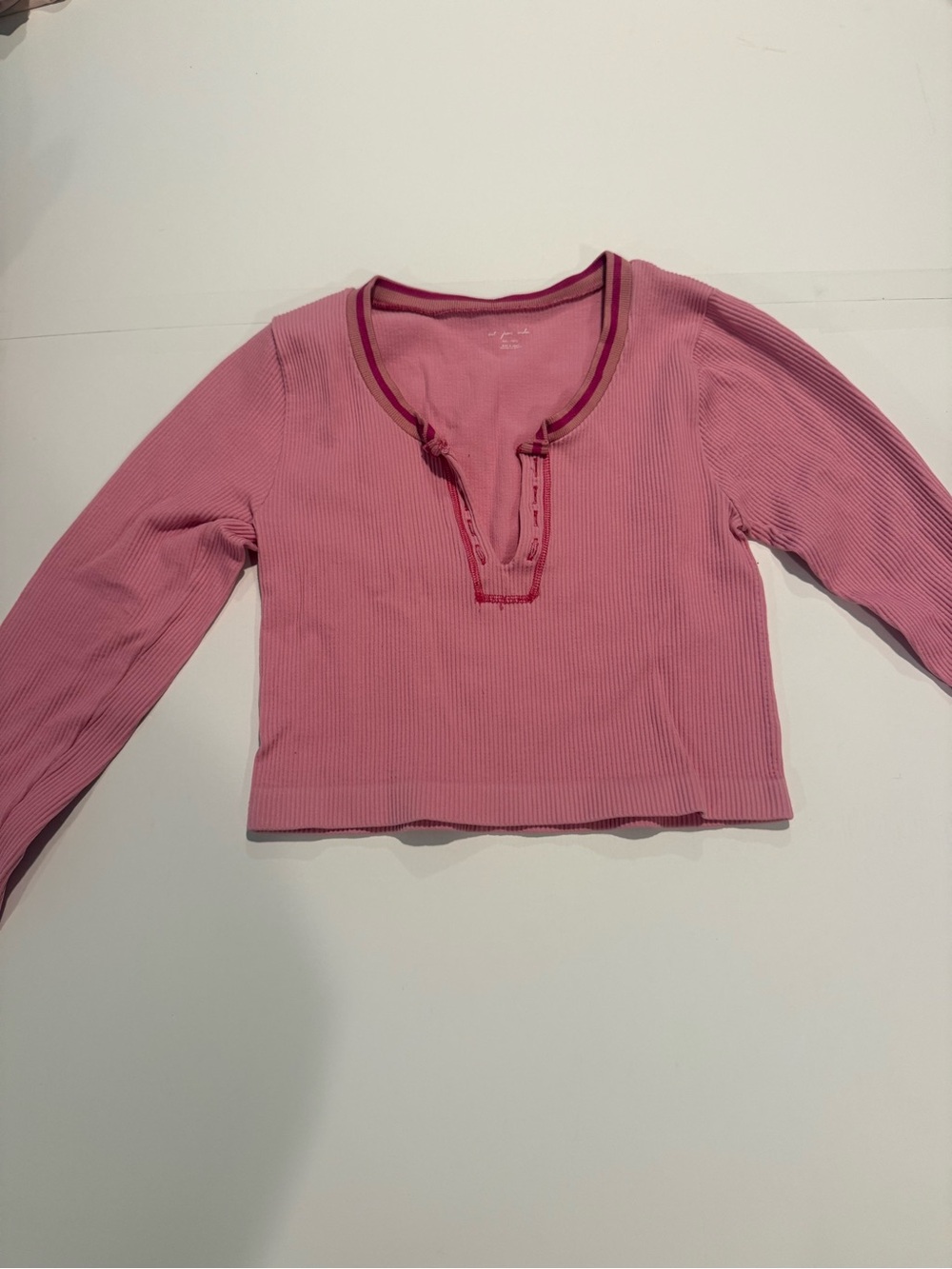 Urban Outfitters Pink Ribbed Long-Sleeve Crop Top - Women